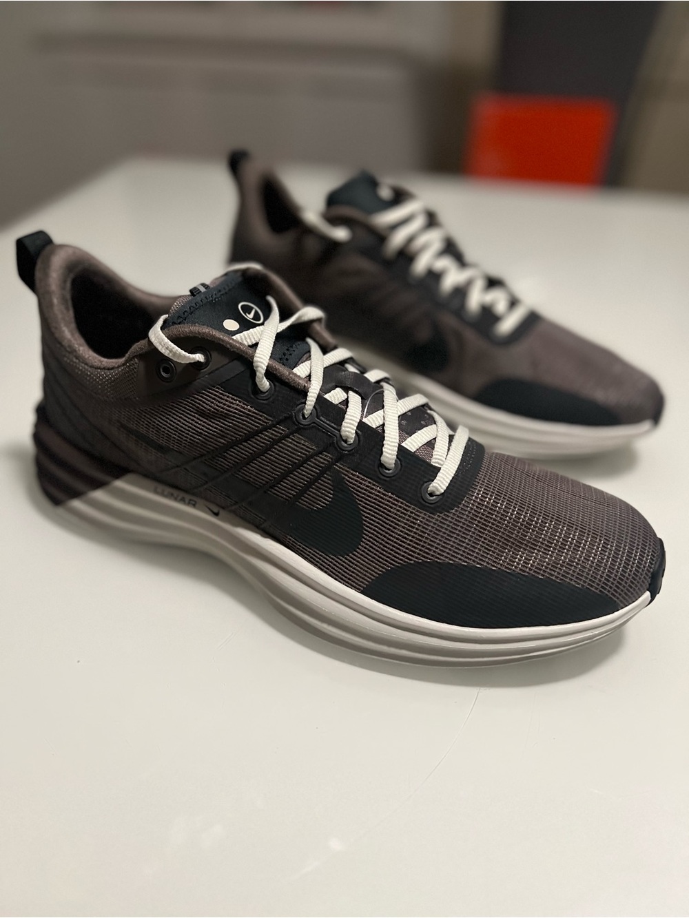 Nike Lunar Roam Men’s Athletic Sneakers - Gray & Black with White Laces